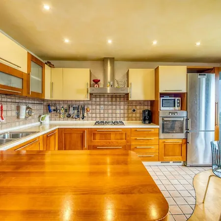 דירה Apartmentsgarda - Casa Raffaello